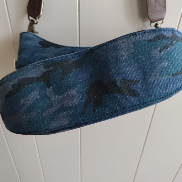 Quilted Koala Mini City Camouflage Cross Body Bag - Picture 4 of 7